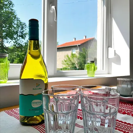 Alma2 Vendeghaz רבפולופ