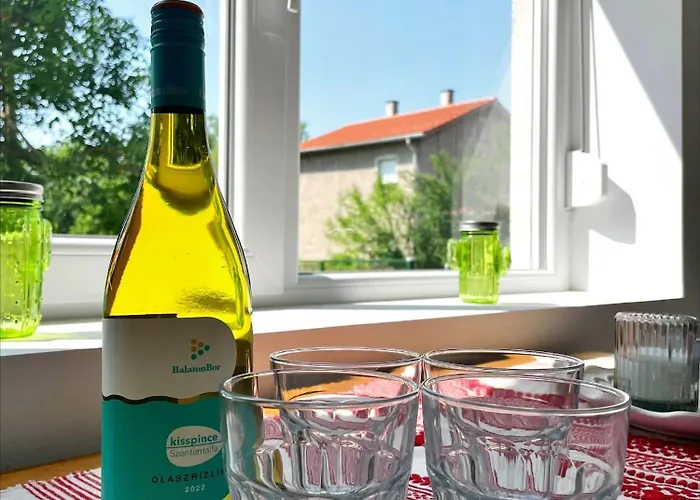 Alma2 Vendeghaz רבפולופ