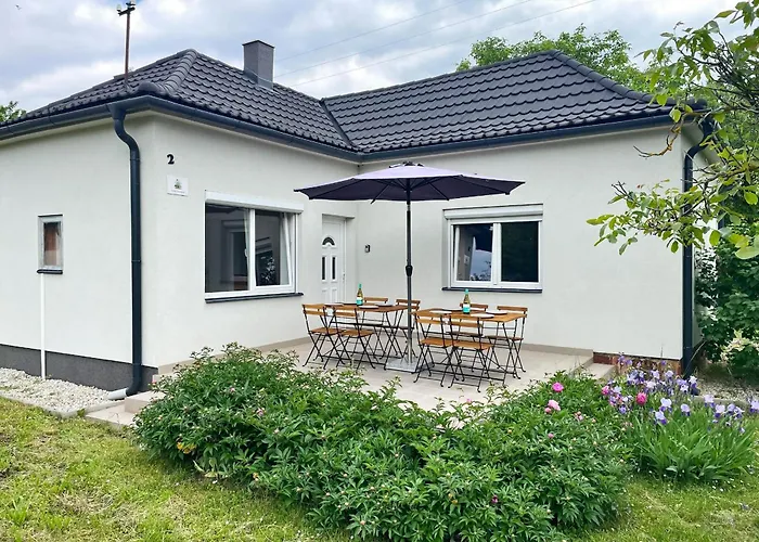 Alma2 Vendeghaz רבפולופ